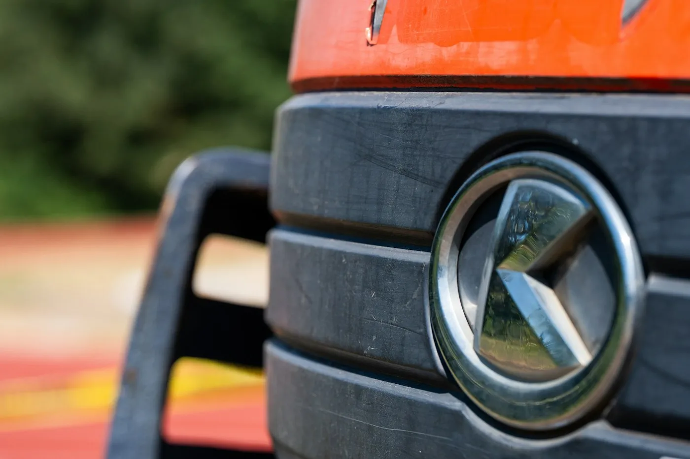 Excavator body and circular equipment detail